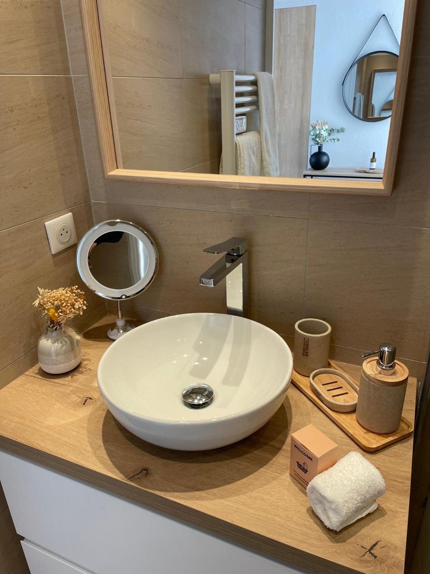 Duplex En Bord De Avec Piscine Et Parking Appartement Cannes